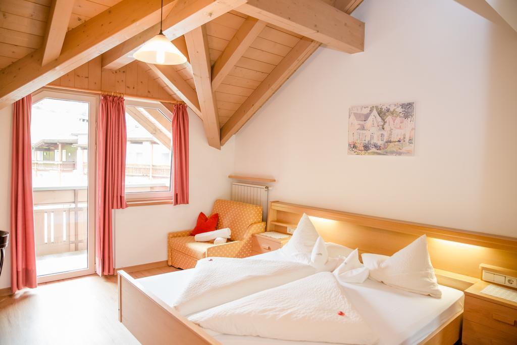 Alpine Life Hotel Anabel Кадипьетра Экстерьер фото