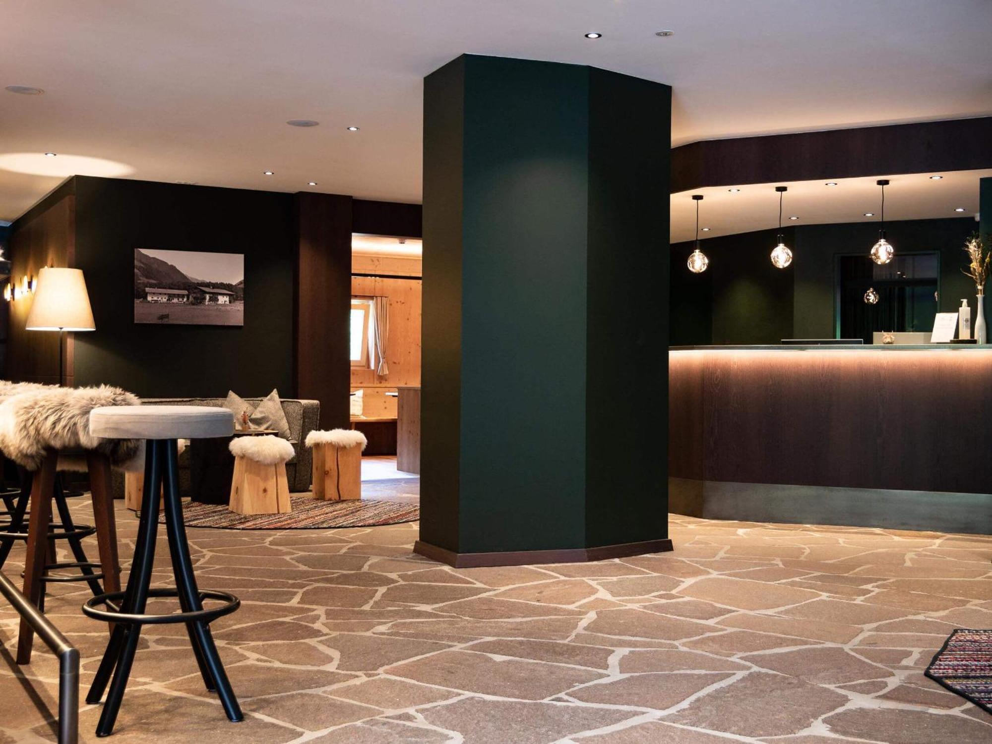 Alpine Life Hotel Anabel Кадипьетра Экстерьер фото